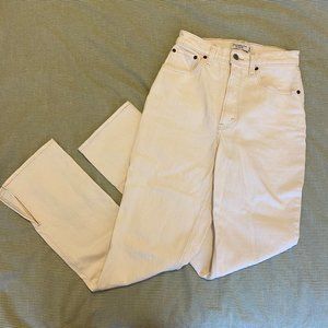 Abercrombie & Fitch Curve Love Ultra High Rise 90s Straight Jeans Cream 26